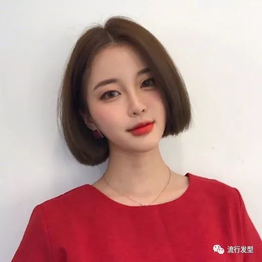 最新短发发型图片女,最新短发发型图片女，时尚潮流的多样展现